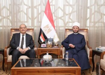 وزير الأوقاف يستقبل مساعد وزير الخارجية للعلاقات الثقافية لبحث تعزيز التعاون المشترك