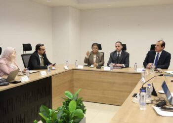 الصحة:  تراجع أداء مديريات الشؤون الصحية وتستهدف رفع الكفاءة عبر التقييم الإلكتروني