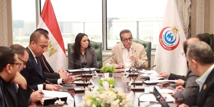 سفارة فرنسا تدعو الهيئة العامة للاستثمار والمناطق الحرة للمشاركة في منتدى الأعمال الفرنسي بباريس وليون