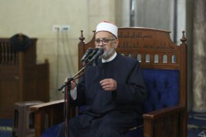 درس التراويح بالجامع الأزهر: تقوى الله وإصلاح ذات البين سبيل نجاة الأمة من الفتن والفرقة