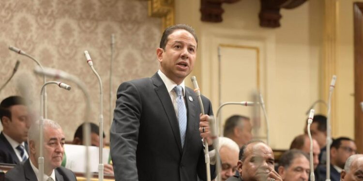 النائب حسن عمار: تصريحات رئيس الوزراء بعثت برسائل طمأنة قوية حول جاهزية الدولة لمواجهة تداعيات الحرب   