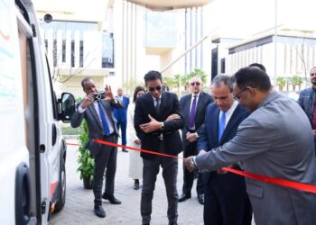 افتتاح وتشغيل مكتب تصديقات متنقل بالعاصمة الجديدة   