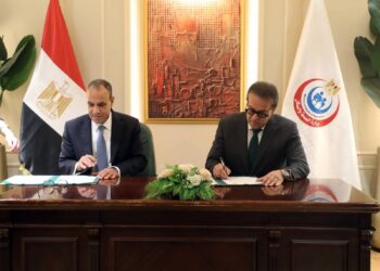 وزيرا الصحة والخارجية يوقعان بروتوكول ” علاجك في مصر” لتيسير الرعاية الطبية الكاملة للمصريين بالخارج