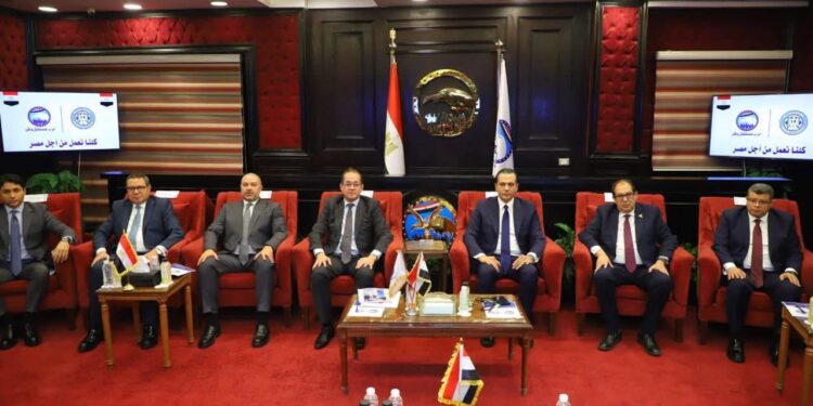 وزير المالية في ضيافة «مستقبل وطن»