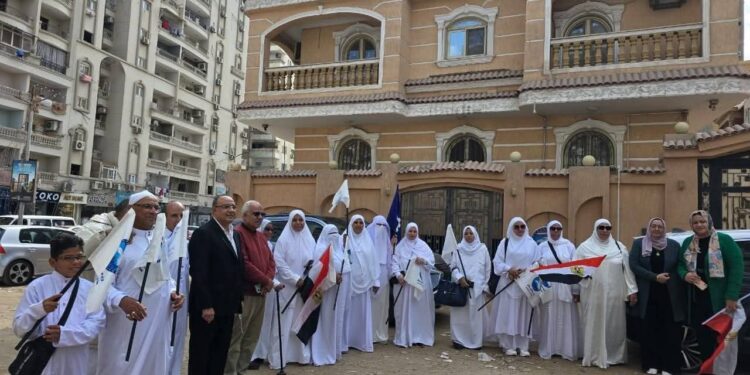 إفطار جماعي لأهالي السويس ضمن مبادرة «بركة رمضان».. ومنح رحلات عمرة للمختارين