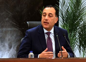 رئيس الوزراء يهنئ الرئيس السيسي بمناسبة عيد الفطر المبارك