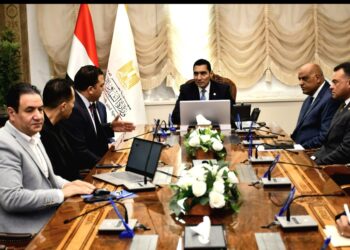 وزير الشباب والرياضة يناقش مع مؤسسة رايت تو دريم توسيع برامج اكتشاف ورعاية المواهب الرياضية