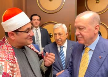 القارئ العالمي محمود الشحات أنور يلتقي الرئيس التركي ويشيد بكرم ضيافته