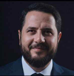 الدكتور محمود يسري 