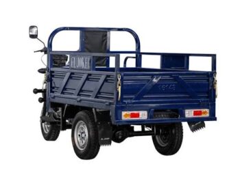 مطاردة سيدة وزوجها والتعدي عليهما بأحد شوارع الإسماعيليه