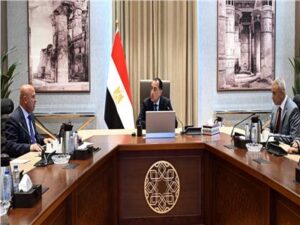 رئيس الوزراء:المشروعات القومية تعزز مكانة مصر فى قطاع النقل والخدمات اللوجيستية