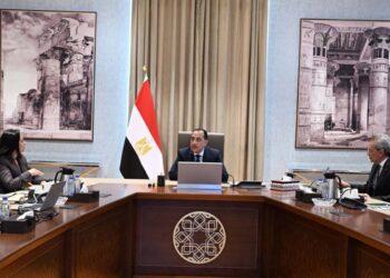 رئيس الوزراء يتابع قوانين الأحوال الشخصية وصندوق الأسرة