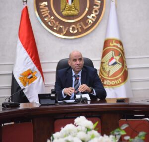 الاثنين المُقْبل إجازة رسمية مدفوعة الأجر للعاملين بالقطاع الخاص بمناسبة عيد شمّ النسيم..
