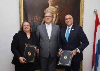 شراكة مصرية هولندية لدعم رواد الأعمال: اتفاق بين جهاز تنمية المشروعات و”أوت ريتش إيجيبت” لتعزيز الخدمات غير المالية