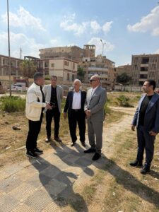 محافظ السويس يتحرك ميدانيًا لإحياء حديقة عبد الخالق ثروت ويوجه برفع القمامة وتطويرها فورًا