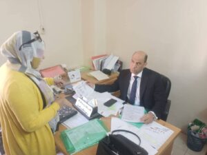 زيارة مفاجئة لوزير العمل إلى مكتب بدر وتشديد على رفع كفاءة الخدمات