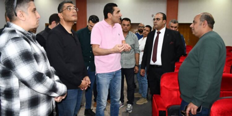 وزير الشباب والرياضة ومحافظ البحر الأحمر يتفقدان المدينة الشبابية والمركز الدولي للتنمية الرياضية بالغردقة