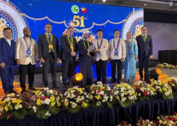 وزير الأوقاف يفتتح مسابقة القرآن بالفلبين ويؤكد: قيم التعايش والعمل أساس نهضة