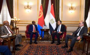 وزارة الخارجية : مصر وإريتريا تبحثان تعزيز الشراكة الاقتصادية وتنسيق المواقف إقليميًا.