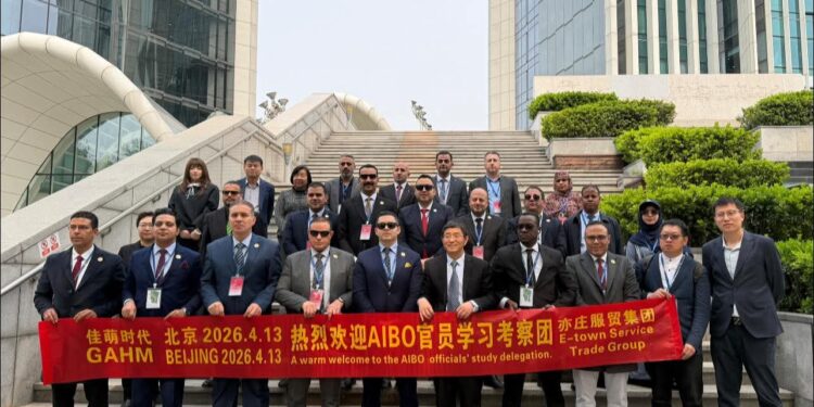 ضمن وفد رسمي.. المستشار أحمد العطار يشارك في جولة موسعة بدولة الصين