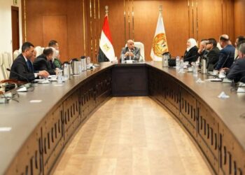 وزير العمل يلتقى نواب الشعب: خدمة المواطن بشكل لائق و كريم هدفنا المشترك … وباب مكتبي مفتوح للجميع