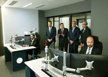 مدبولي يتفقد قلب التحول الرقمي بالعاصمة الإدارية الجديدة