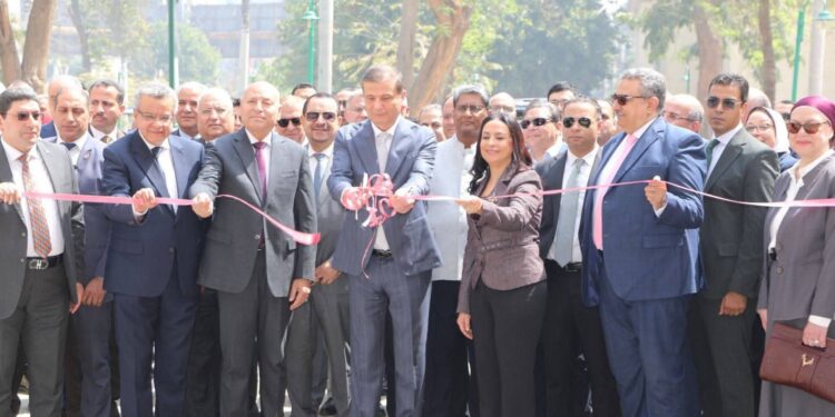 افتتاح معرض زهور الربيع في نسخته الـ93 بمشاركة واسعة وإقبال كبير