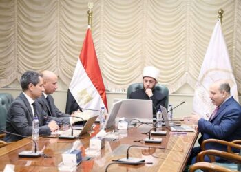 وزير الأوقاف يتابع خطة الحوكمة الرقمية لتعزيز كفاءة العمل المؤسسي