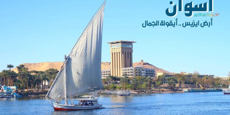 من قنا إلى أسوان.. وزيرة الثقافة تواصل جولتها بالصعيد وتتفقد المواقع الثقافية وتفتتح مهرجان أسوان لأفلام المرأة