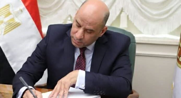 وزير العمل: السبت 25 أبريل إجازة مدفوعة الأجر للقطاع الخاص بمناسبة عيد تحرير سيناء