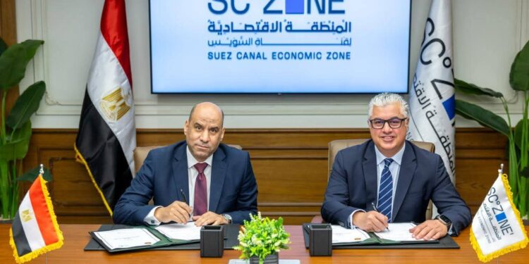 اقتصادية قناة السويس توقع بروتوكول تعاون مع وزارة العمل لتعزيز كفاءة سوق العمل والتدريب المهني