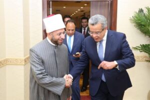 وزير الأوقاف ورئيس المركزي للمحاسبات يبحثان تعزيز التعاون وترسيخ الحوكمة الرشيدة