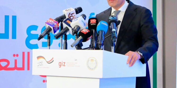 لأول مرة في مصر.. التعليم تطلق أسبوع توظيف خريجي الفني بـ15 ألف فرصة عمل وربط مباشر مع سوق الصناعة