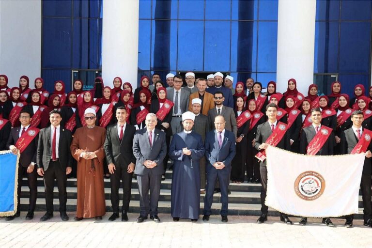 وزير الأوقاف في جامعة قناة السويس: حماية الأسرة خط الدفاع الأول في مواجهة الحروب الحديثه