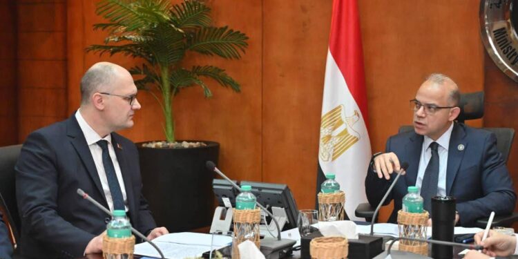 مصر وبيلاروسيا تعمقان الشراكة الصناعية وتوطين التكنولوجيا