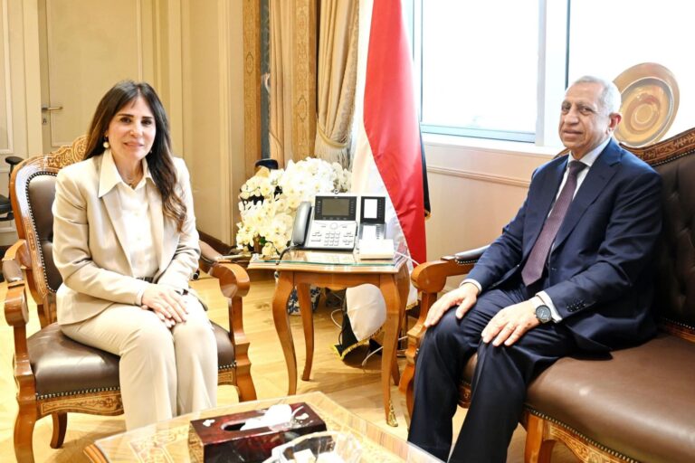 الإسكان والأكاديمية العربية تبحثان تعزيز التعاون لدعم الطلاب في المدن الجديدة