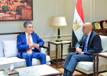 وزير التربية والتعليم يبحث مع رئيس جامعة هيروشيما تنفيذ منهج «الثقافة المالية» لطلاب الثانوية