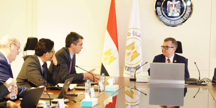 شراكة مصر والبنك الدولي لتعزيز الاستثمار