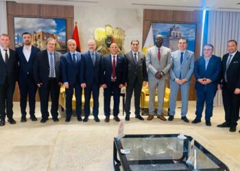 برعاية المشير حفتر.. تحرك اقتصادي دولي في بنغازي لإطلاق أكبر مشروع لإعمار ليبيا