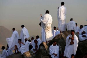 الداخلية تطور مخيمات الحجاج بعرفات ومنى