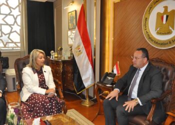 تعزيز التعاون الأكاديمي بين مصر وبريطانيا