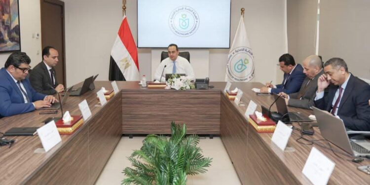 الرعاية الصحية تتابع مؤشرات الأداء