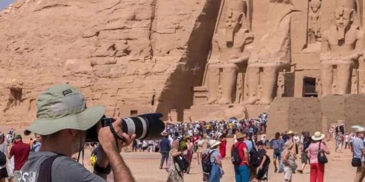 السياحة المصرية تواصل تحقيق النمو
