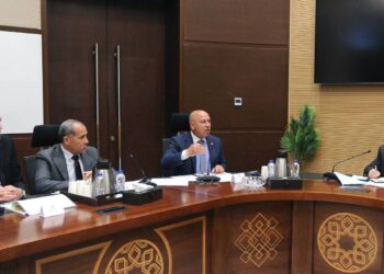 مشروع القطار السريع يعزز التنمية والربط اللوجستي في مصر
