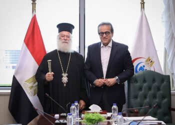 وزير الصحة يستقبل بابا الروم الأرثوذكس لبحث إنشاء مستشفى بالإسكندرية