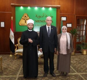 وزير الأوقاف بجامعة المنوفية: تعزيز الوعي الوطني وترسيخ قيم الوسطية مسئولية مشتركة