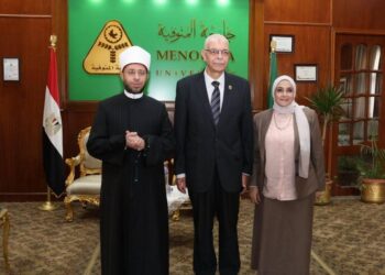 وزير الأوقاف بجامعة المنوفية: تعزيز الوعي الوطني وترسيخ قيم الوسطية مسئولية مشتركة