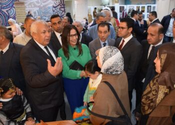 وزيرة الثقافة ومحافظ مطروح يتفقدان المشروعات الثقافية ويؤكدان دعم التراث والتنمية بالمحافظة