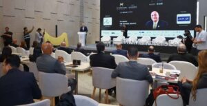 رئيس “تنمية المشروعات” يدعو كبرى الشركات والمسوقين لتشبيك جهودهم مع رواد الأعمال لتعزيز الاستثمار