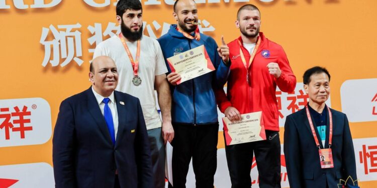 وزير الشباب والرياضة يهنئ بعثة الكونغ فو بالإنجاز التاريخي في كأس العالم بماكاو بعد حصد 4 ميداليات متنوعة